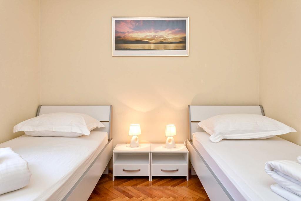 Deluxe Jelsa Διαμέρισμα Jelsa  Εξωτερικό φωτογραφία